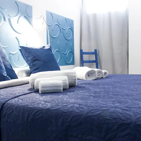 Interno 4 *